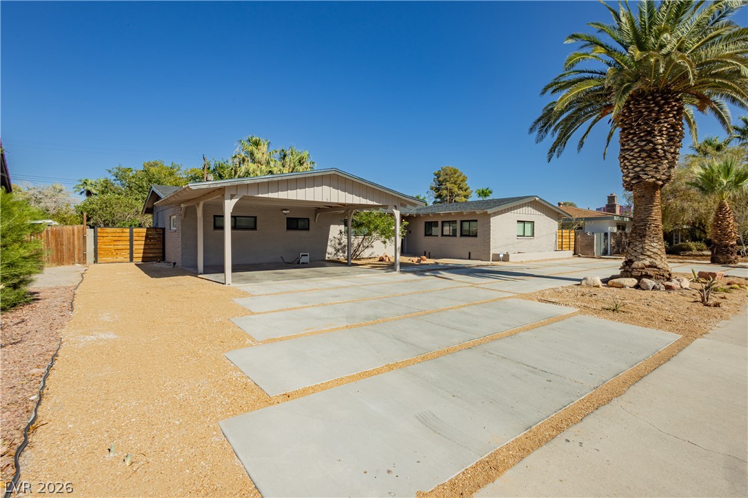 1131 Strong Drive Property Photo 19