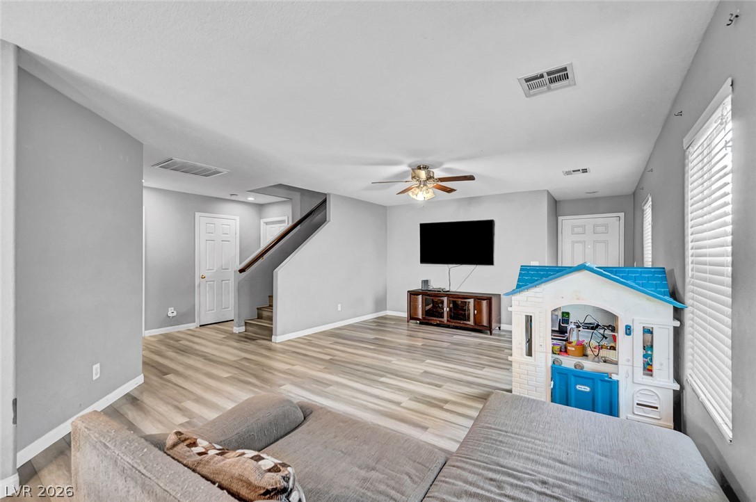 3966 Shimmering Plains Street Property Photo 10