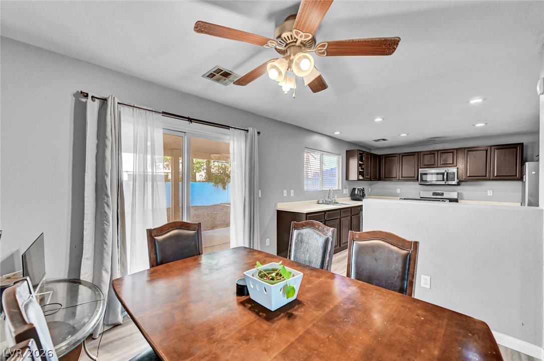 3966 Shimmering Plains Street Property Photo 13
