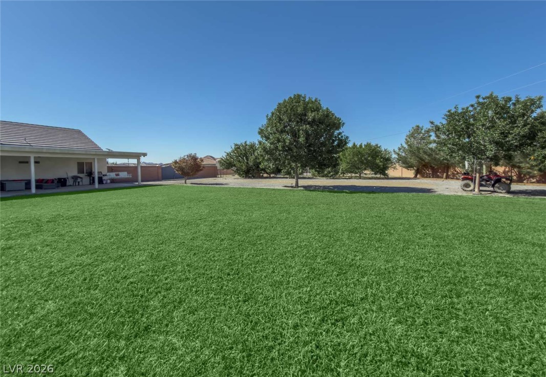 201 West Lupin Street Property Photo 29