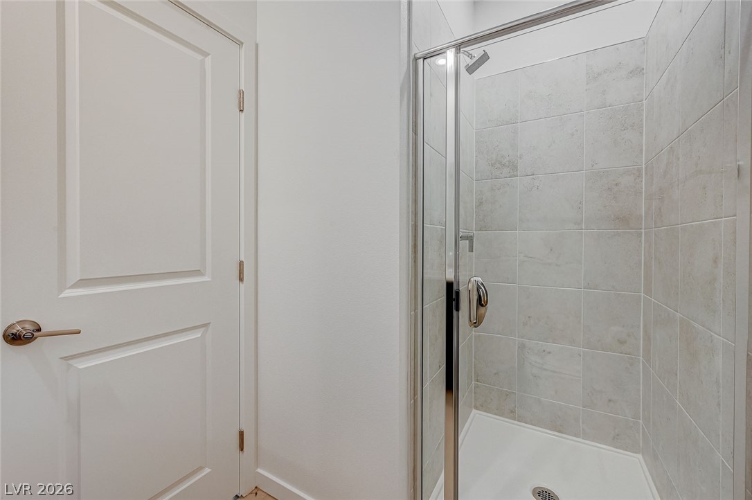324 Lupton Avenue Property Photo 34