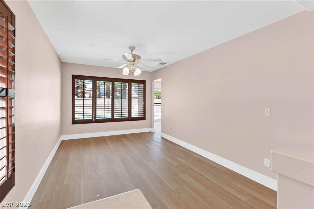 2704 Timber Crossing Court Property Photo 5