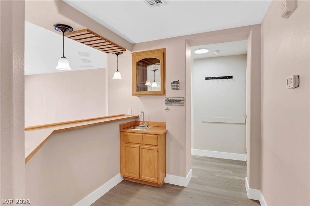 2704 Timber Crossing Court Property Photo 12