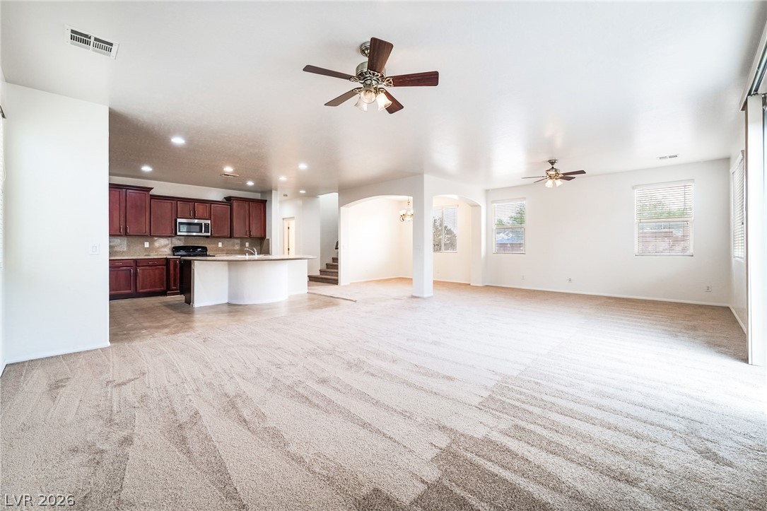 9881 Pocono Palace Street Property Photo 17