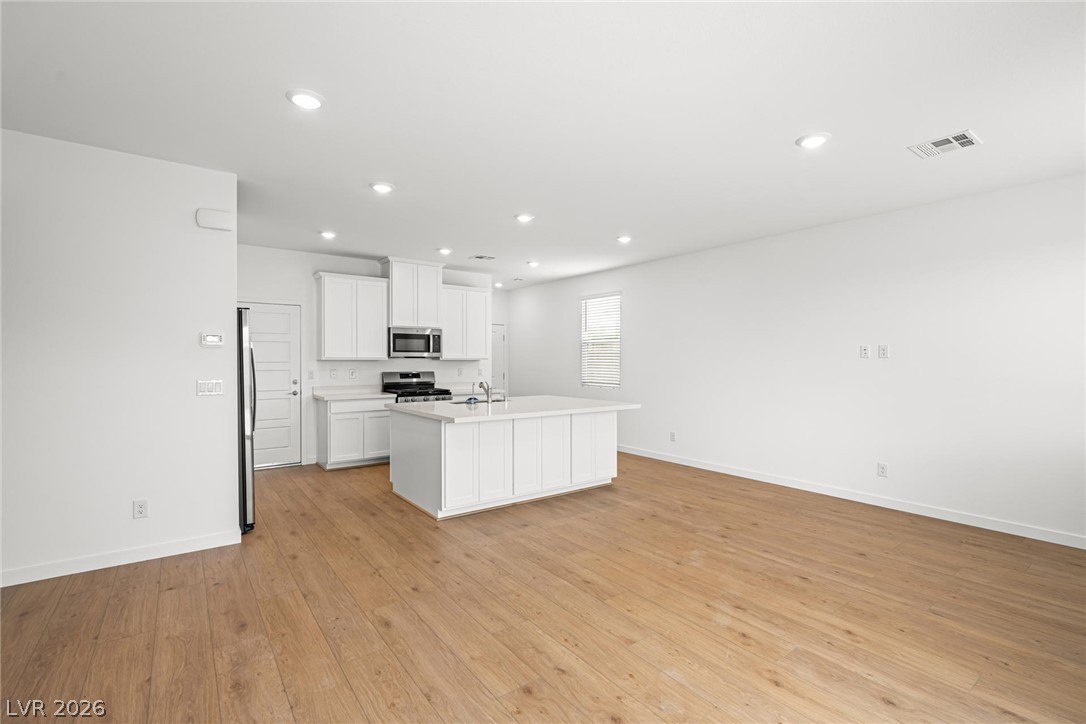 9624 Wild Rock Court Property Photo 4
