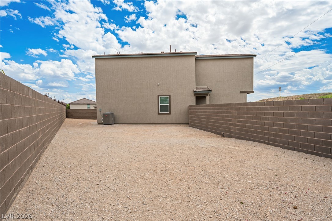 9624 Wild Rock Court Property Photo 24