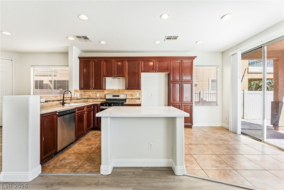 3763 Van Ness Avenue Property Photo 12