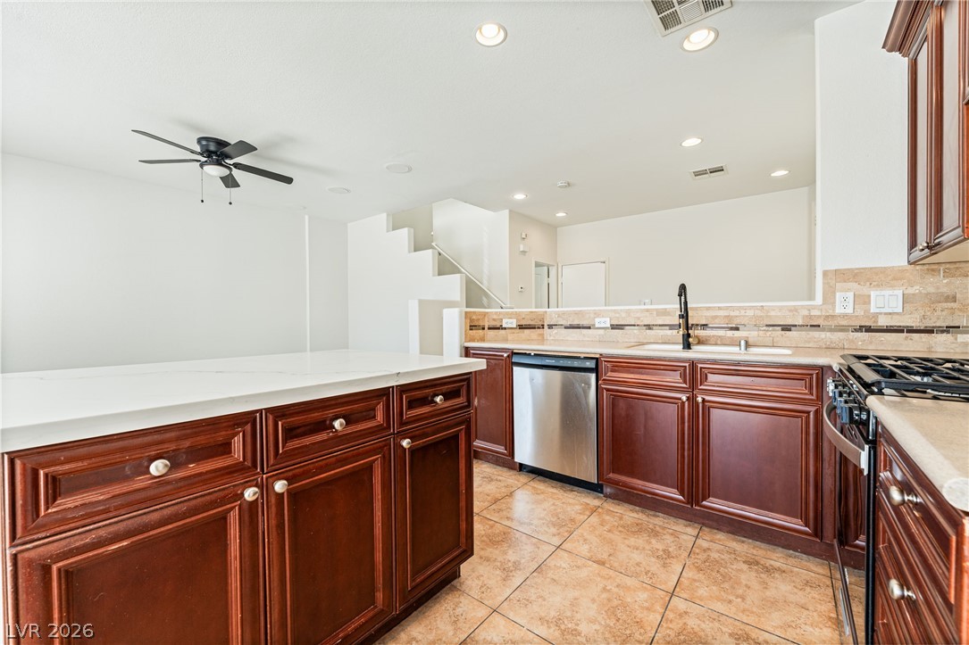 3763 Van Ness Avenue Property Photo 15