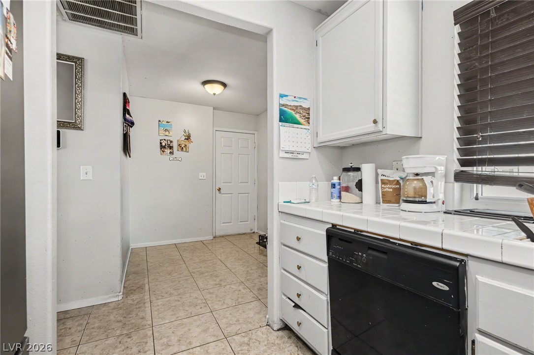 5534 Indigo Hills Street Property Photo 7