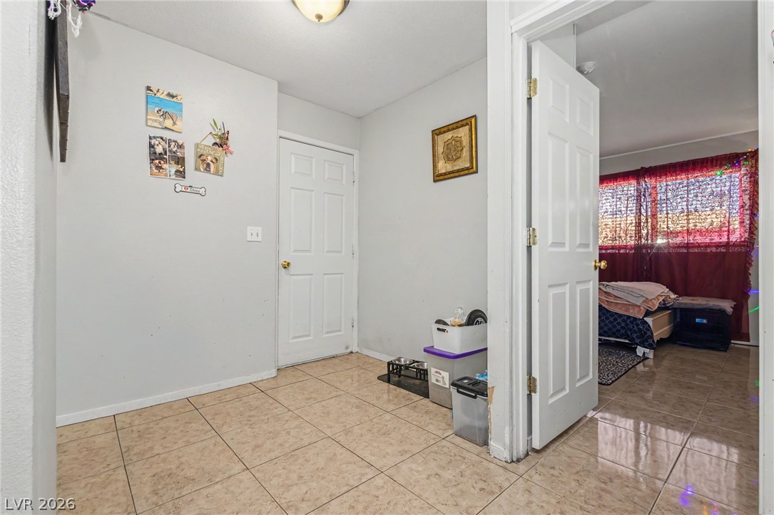 5534 Indigo Hills Street Property Photo 8