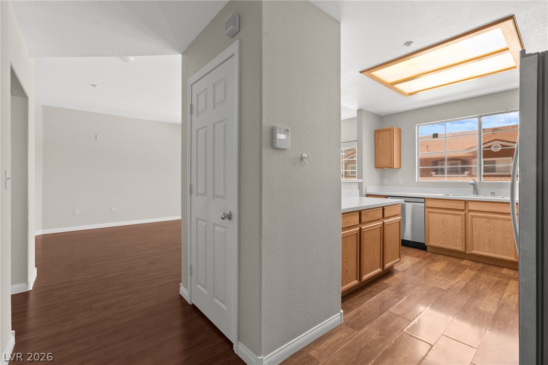830 Carnegie Street 1321 Property Photo 6