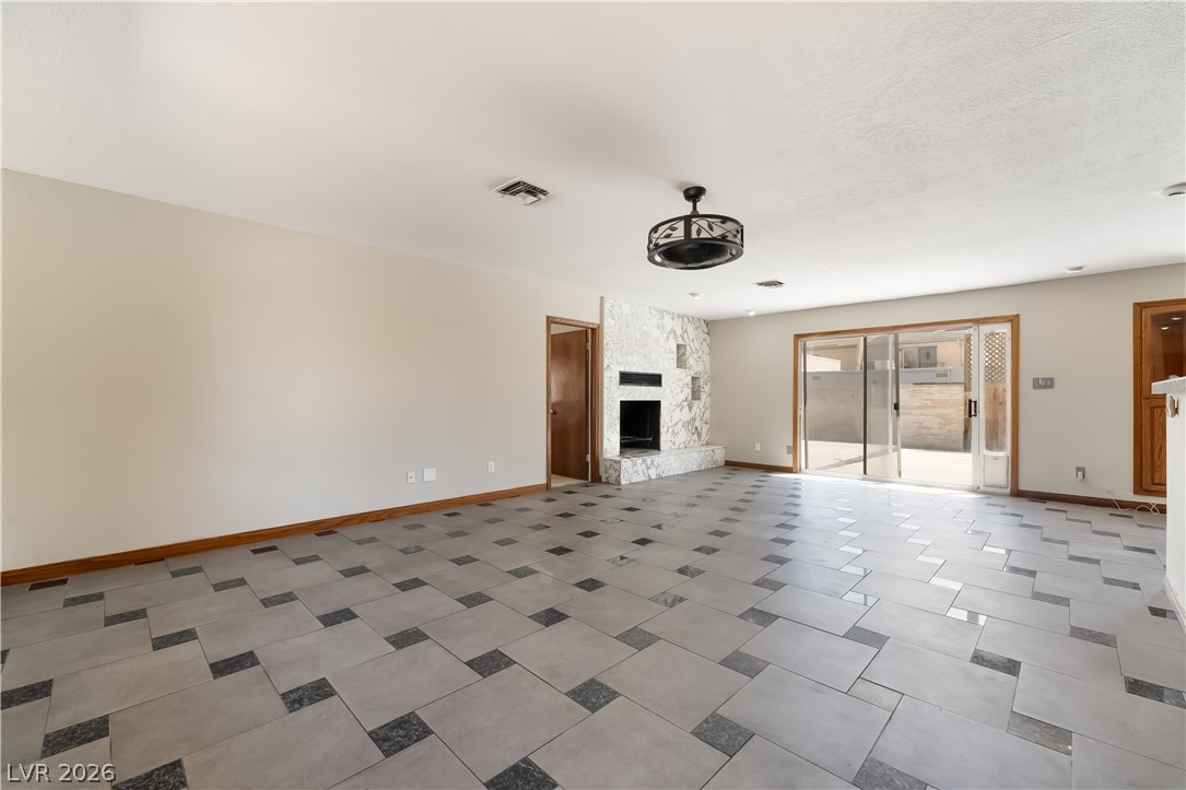 3470 El Camino Real Property Photo 3