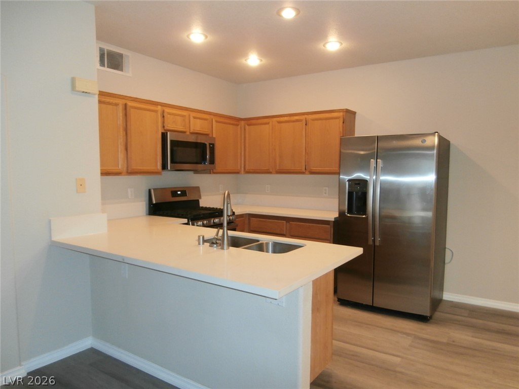 2201 Ramsgate Drive 523 Property Photo 6
