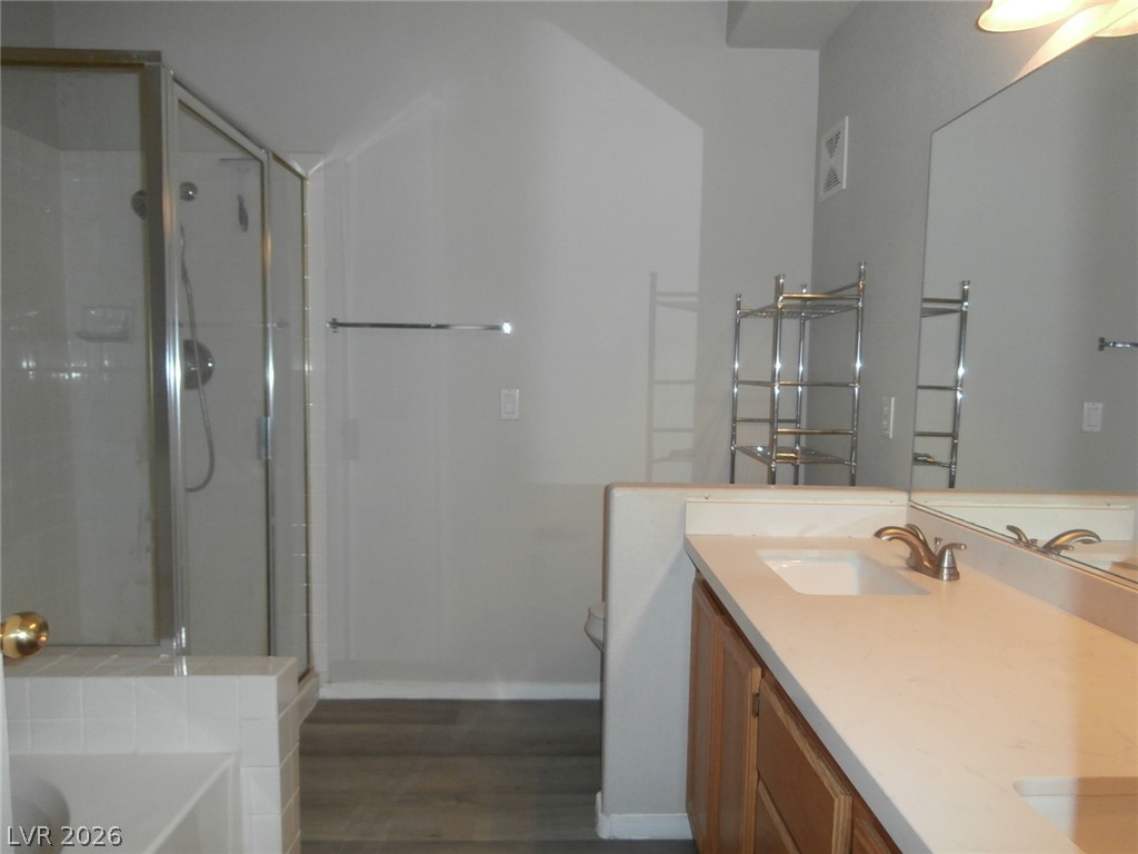2201 Ramsgate Drive 523 Property Photo 9