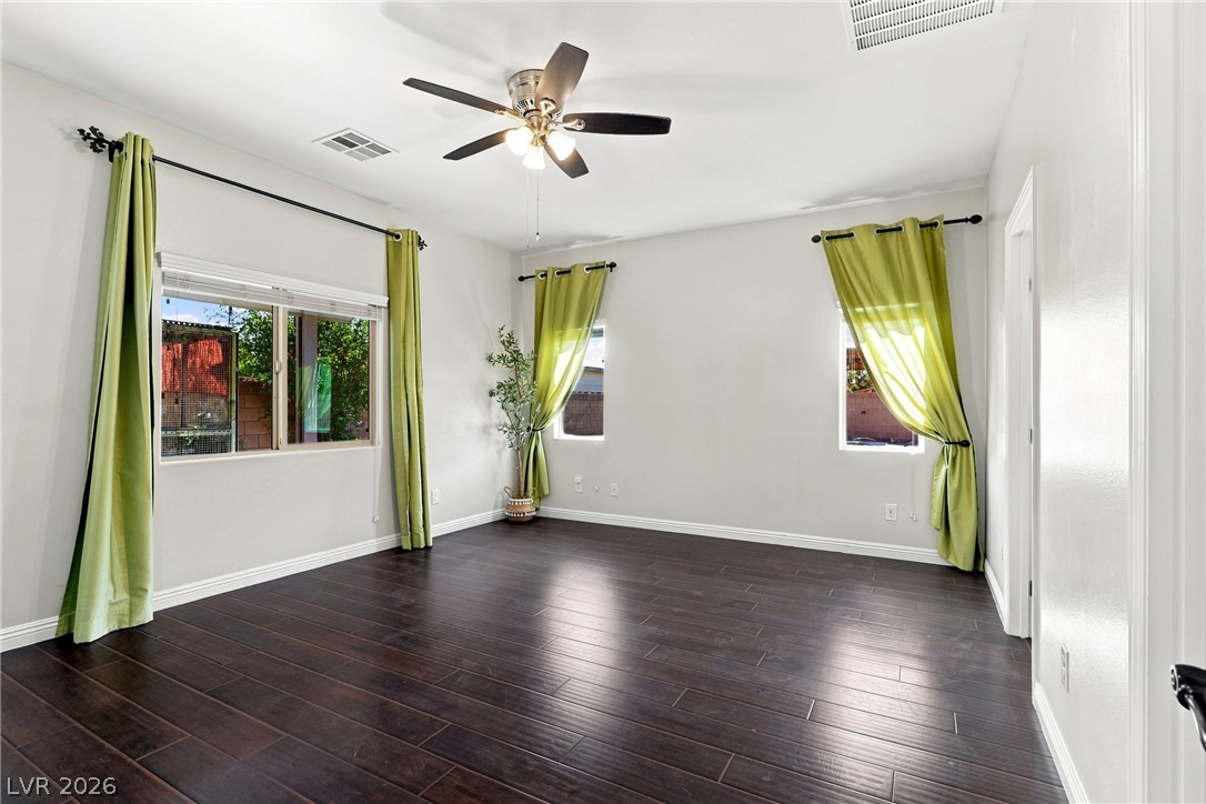 2668 Dorshester Heights Court Property Photo 15
