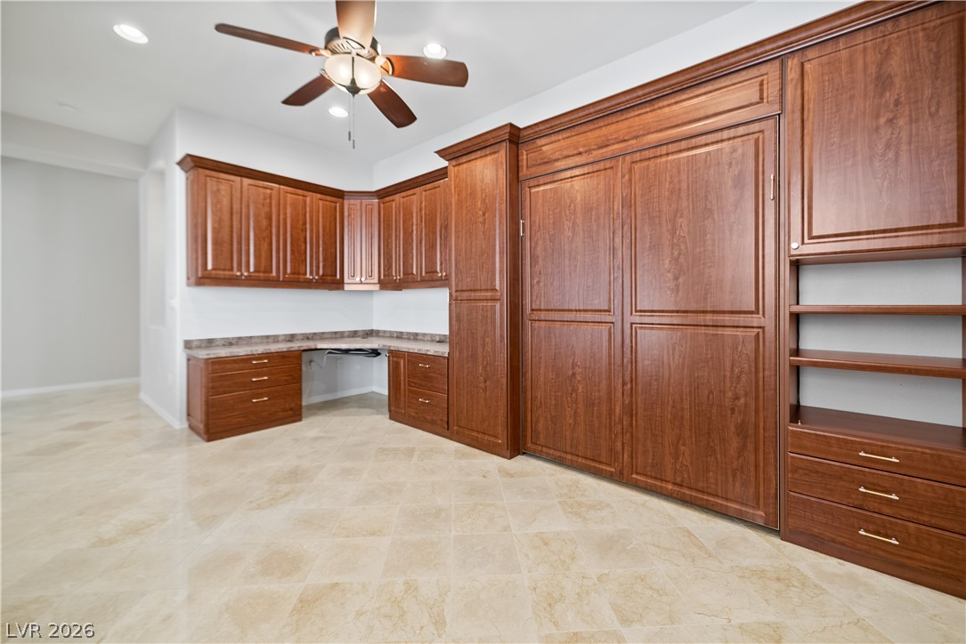 2742 Darby Falls Drive Property Photo 10