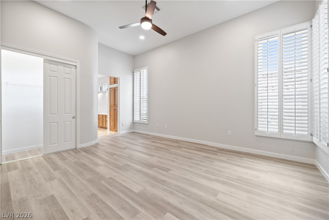 2742 Darby Falls Drive Property Photo 20