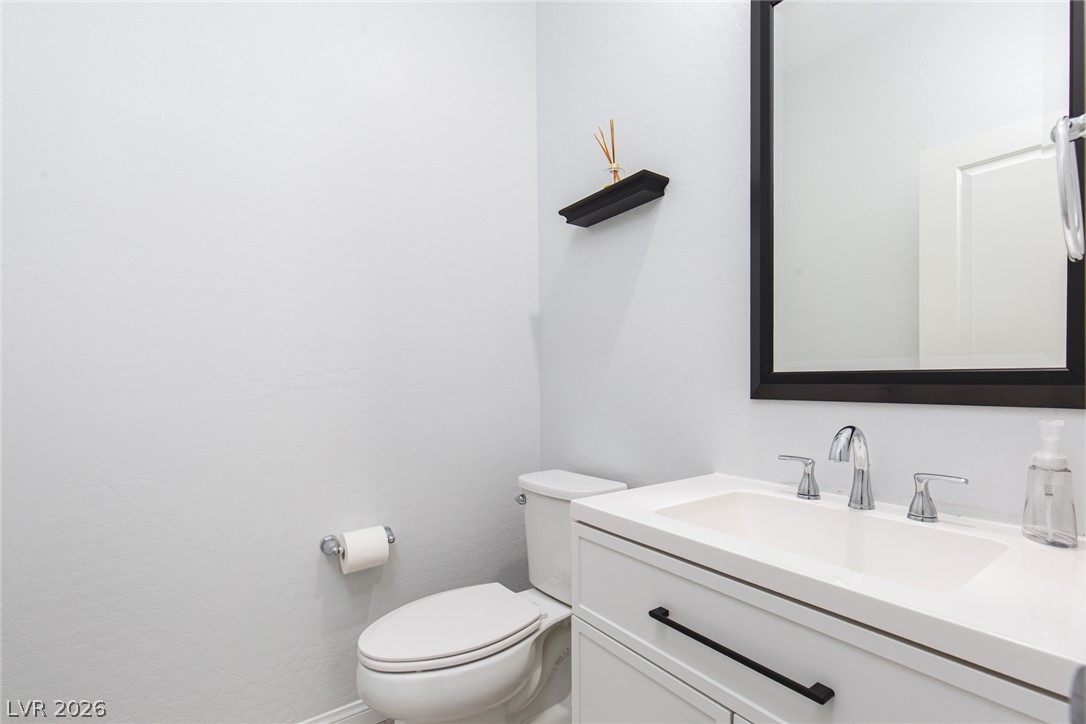 12586 Huckleberry Oak Avenue Property Photo 6