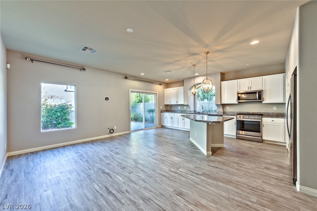 10616 Aphrodite Street Property Photo 4