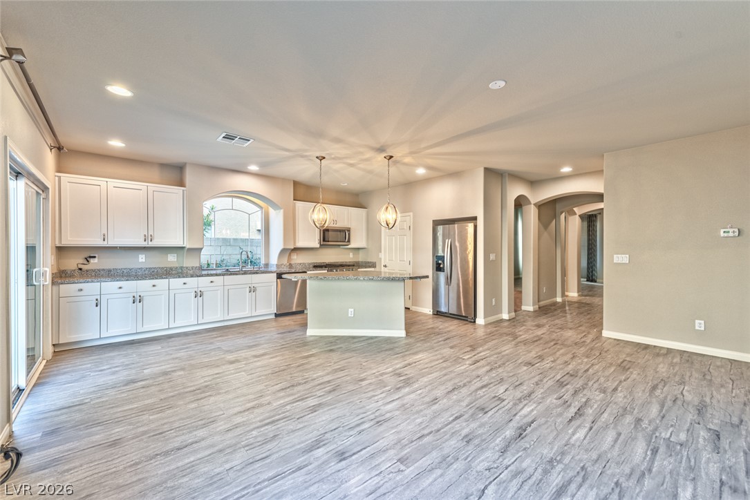 10616 Aphrodite Street Property Photo 5