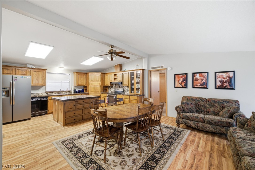 140 Fairway Street Property Photo 5