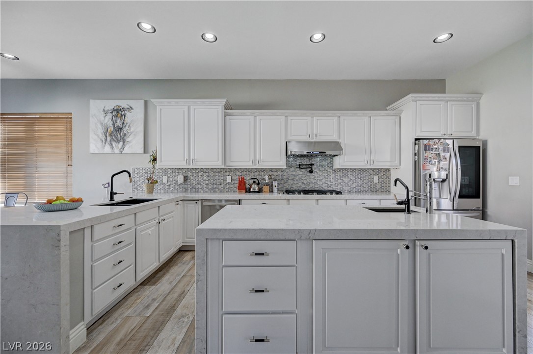 9738 Bear Trap Court Property Photo 4