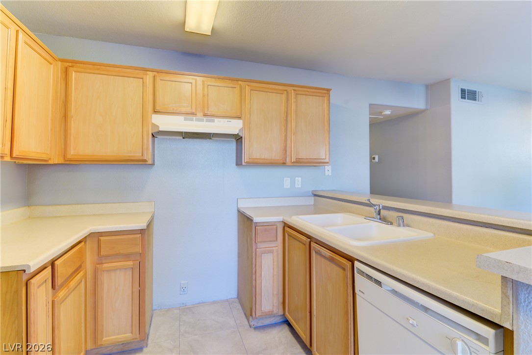 2974 Juniper Hills Boulevard 101 Property Photo 4