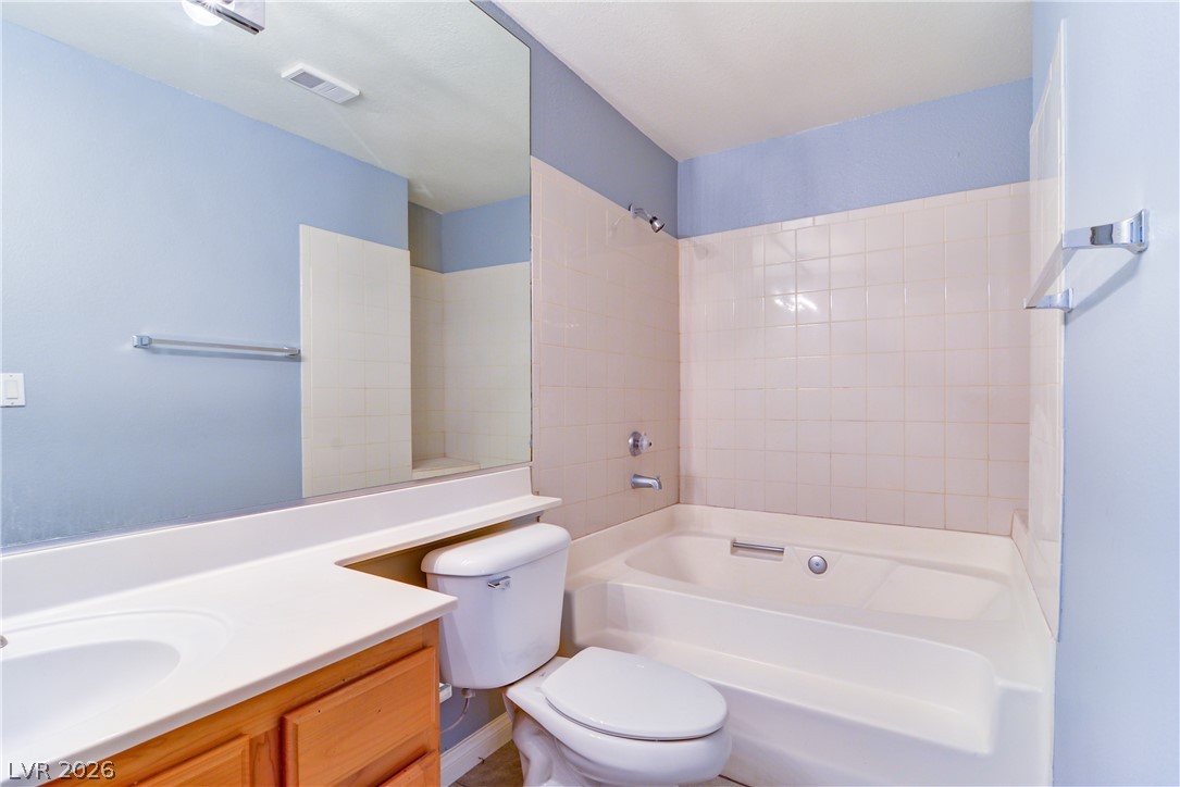 2974 Juniper Hills Boulevard 101 Property Photo 14