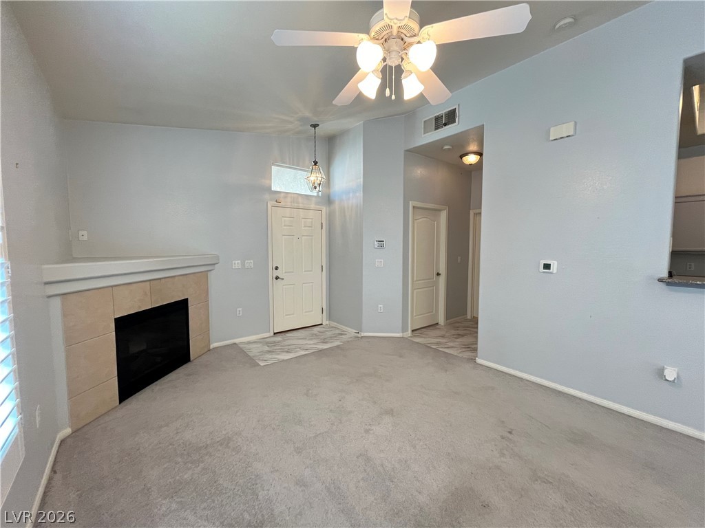 2305 West Horizon Ridge Parkway 2121 Property Photo 2