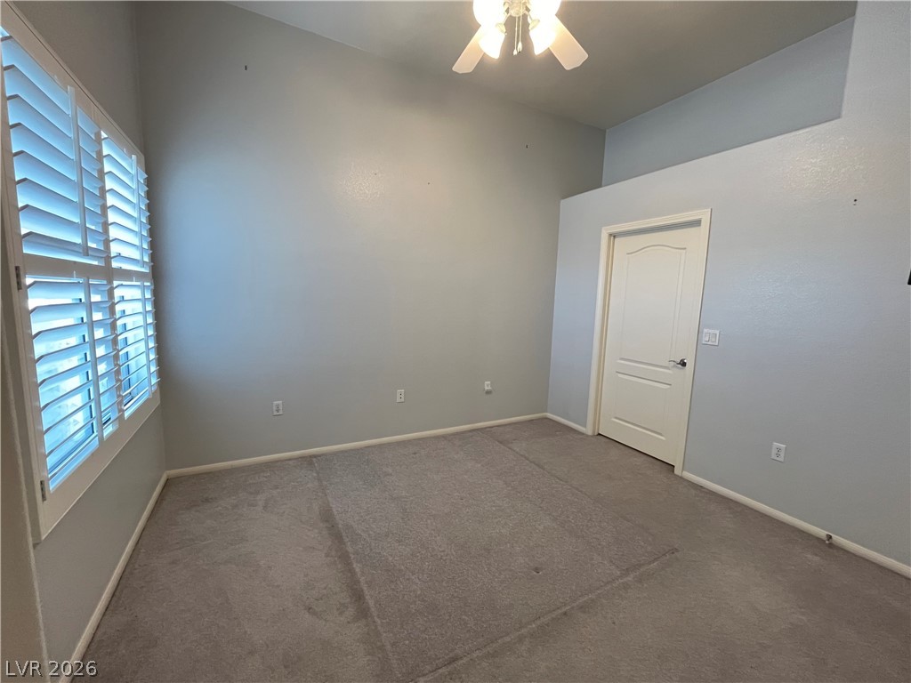 2305 West Horizon Ridge Parkway 2121 Property Photo 13