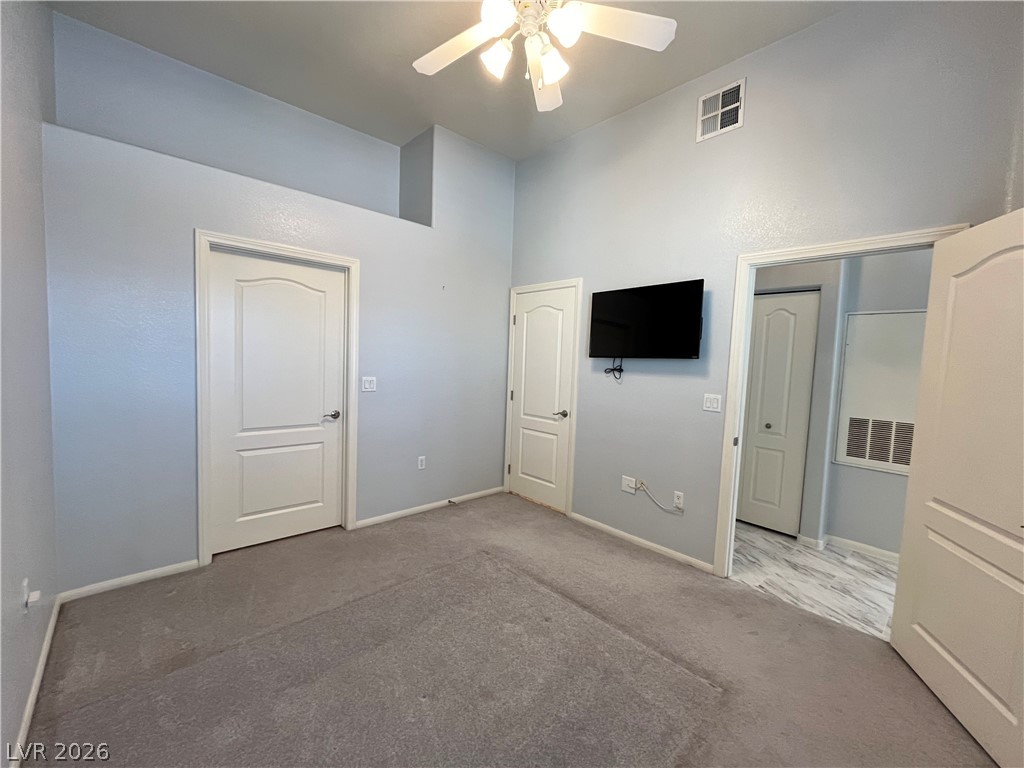 2305 West Horizon Ridge Parkway 2121 Property Photo 14