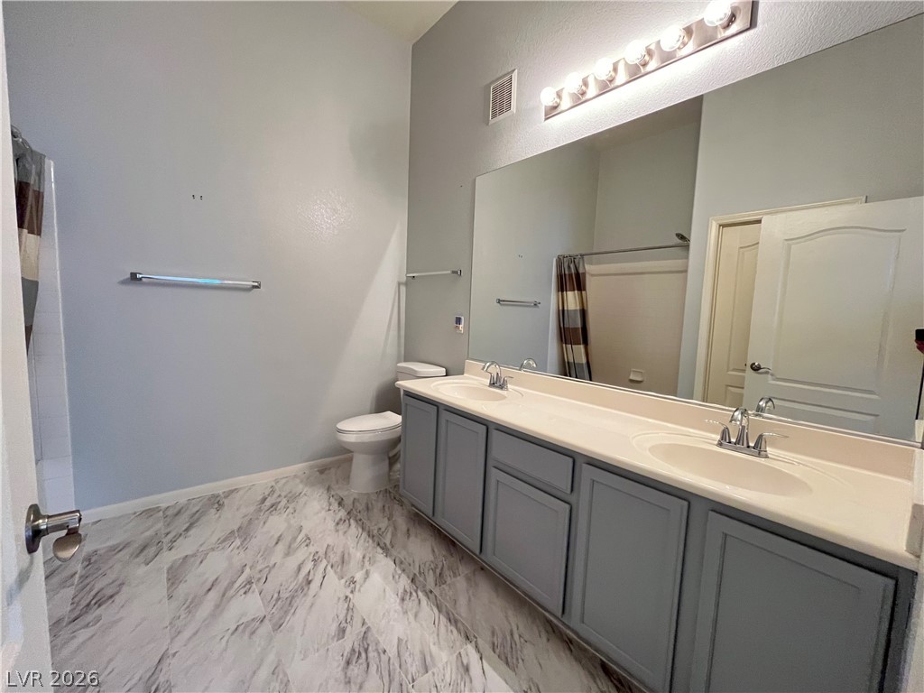 2305 West Horizon Ridge Parkway 2121 Property Photo 15