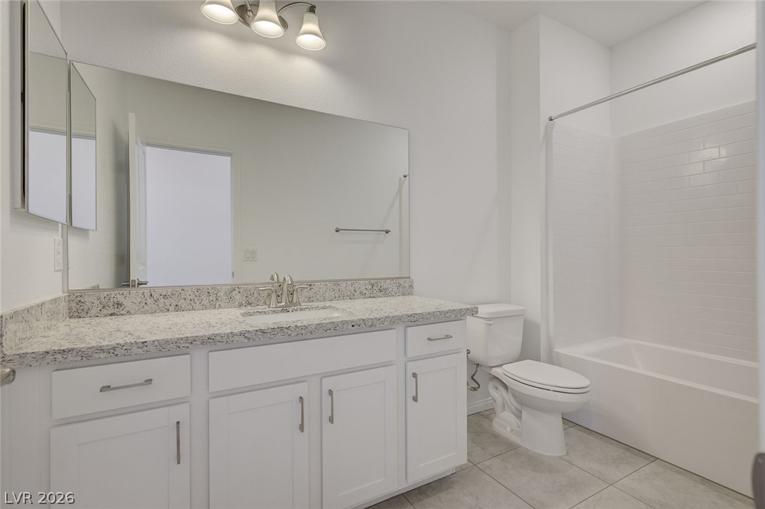 242 Freeport View Place Property Photo 14