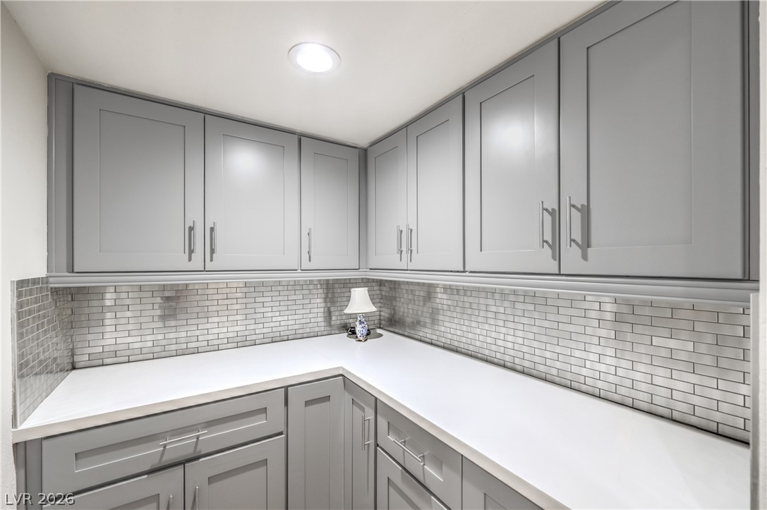 2283 Van Gogh Drive Property Photo 10
