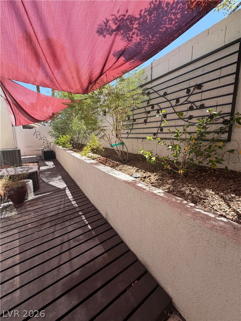 2283 Van Gogh Drive Property Photo 31
