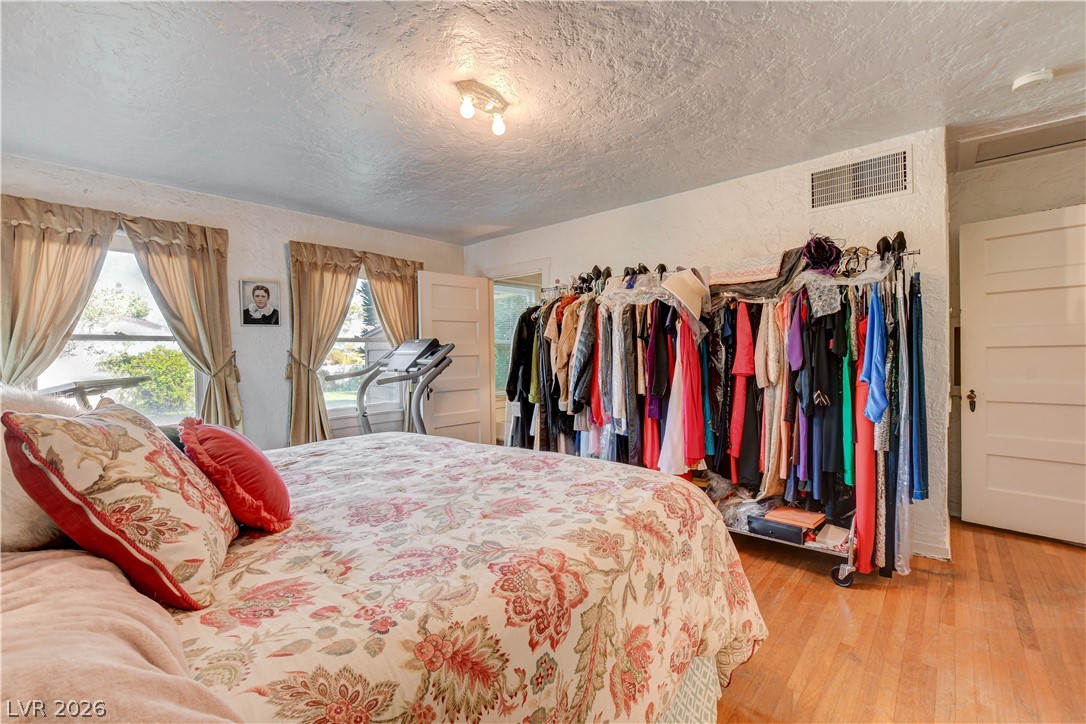 433 Ash Street Property Photo 21