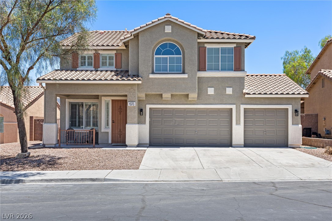 1078 Silver Star Street Property Photo 1