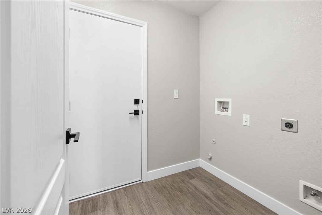 1078 Silver Star Street Property Photo 19