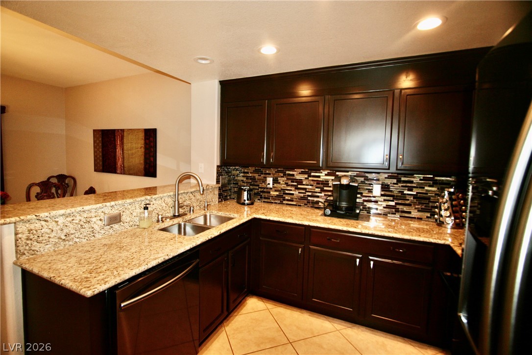 820 Canterra Street 2052 Property Photo 11