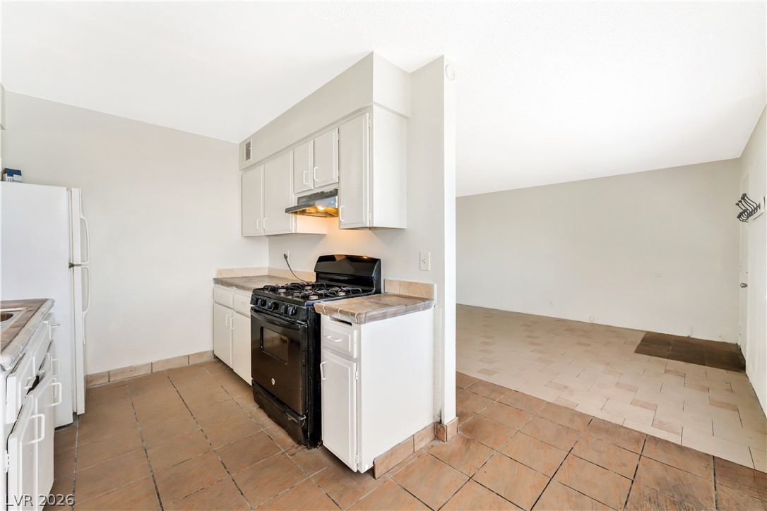 5104 Pebble Beach Boulevard A Property Photo 5