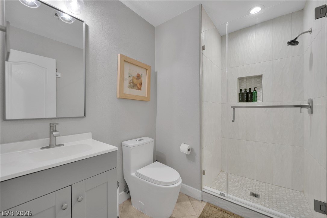 5440 Regal Peak Drive Property Photo 21