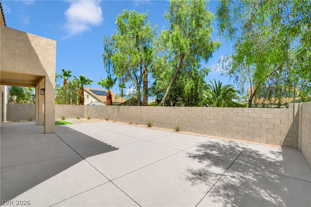 5440 Regal Peak Drive Property Photo 46