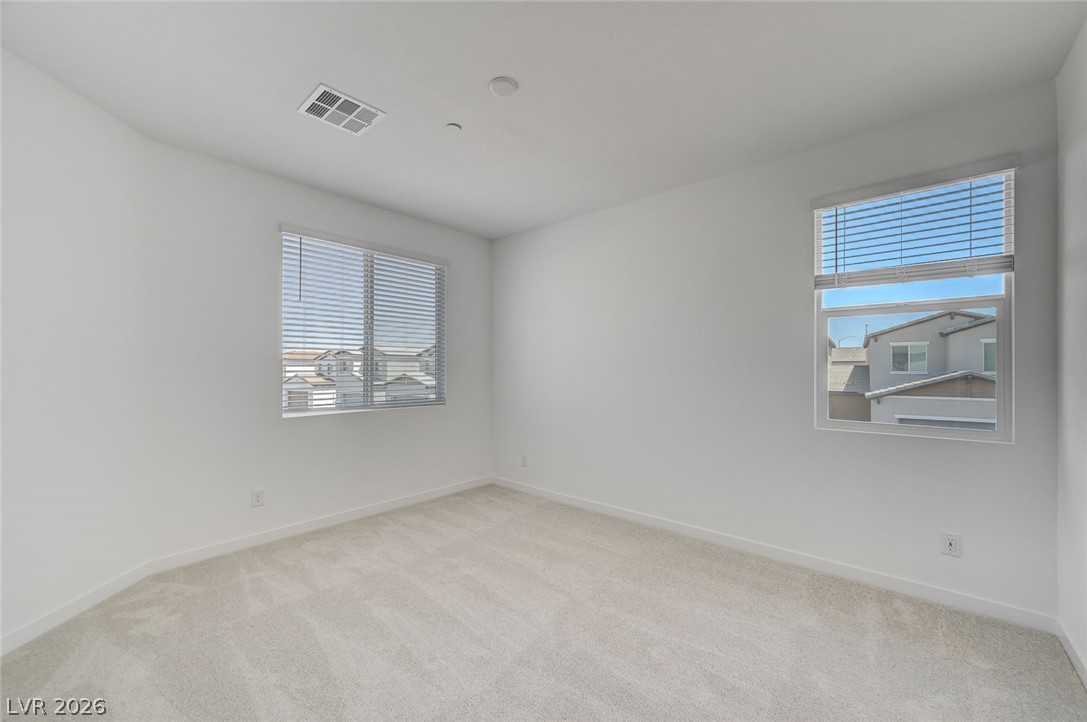 239 Freeport View Place Property Photo 7