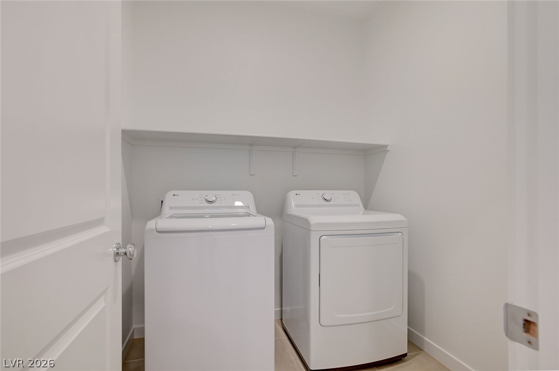 239 Freeport View Place Property Photo 15