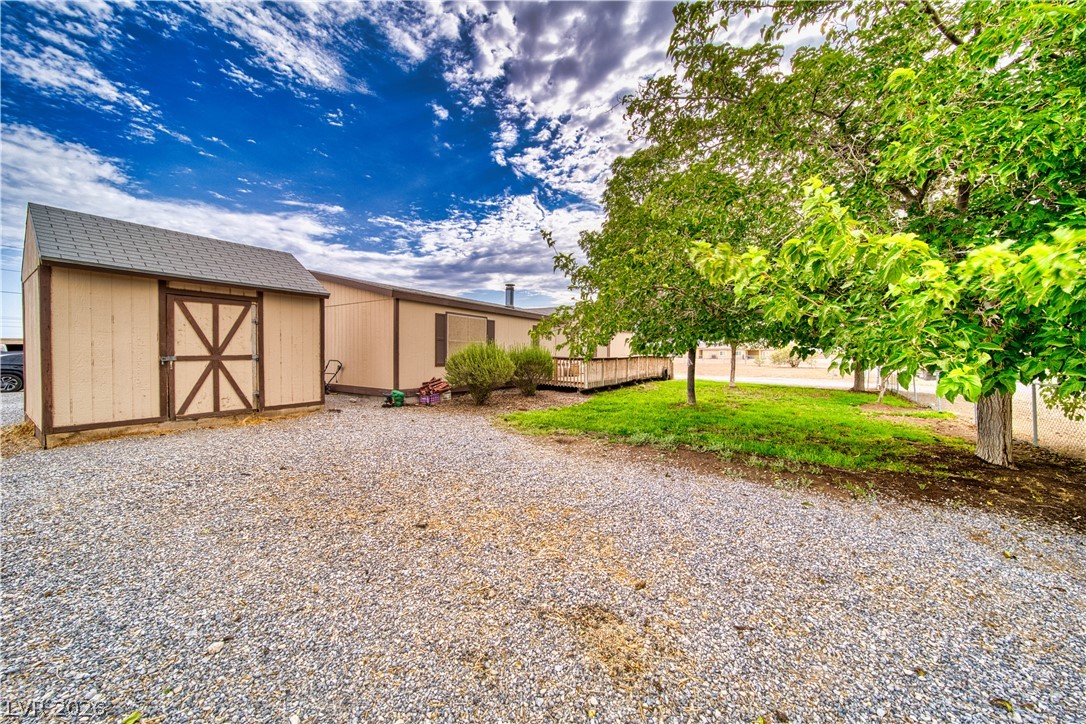 2050 Debbie Court Property Photo 2