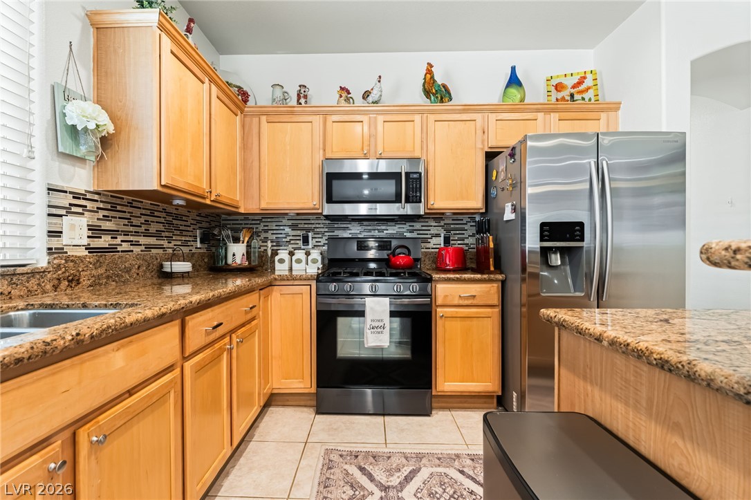 2651 Thornview Street Property Photo 10