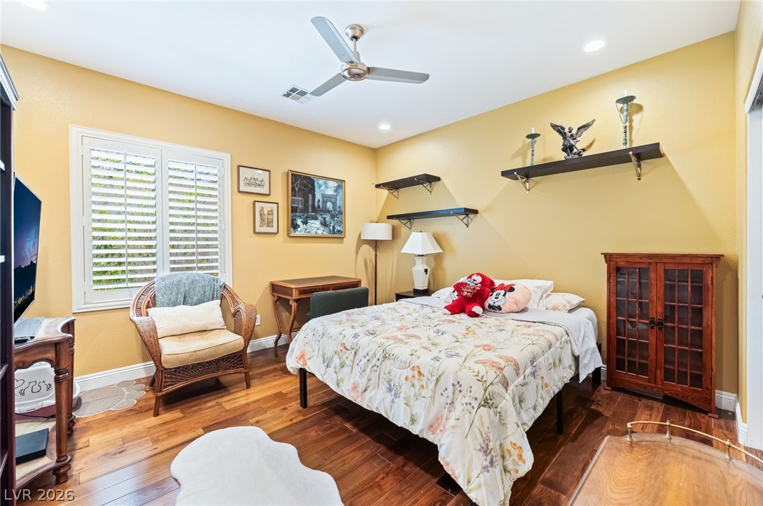 2651 Thornview Street Property Photo 25