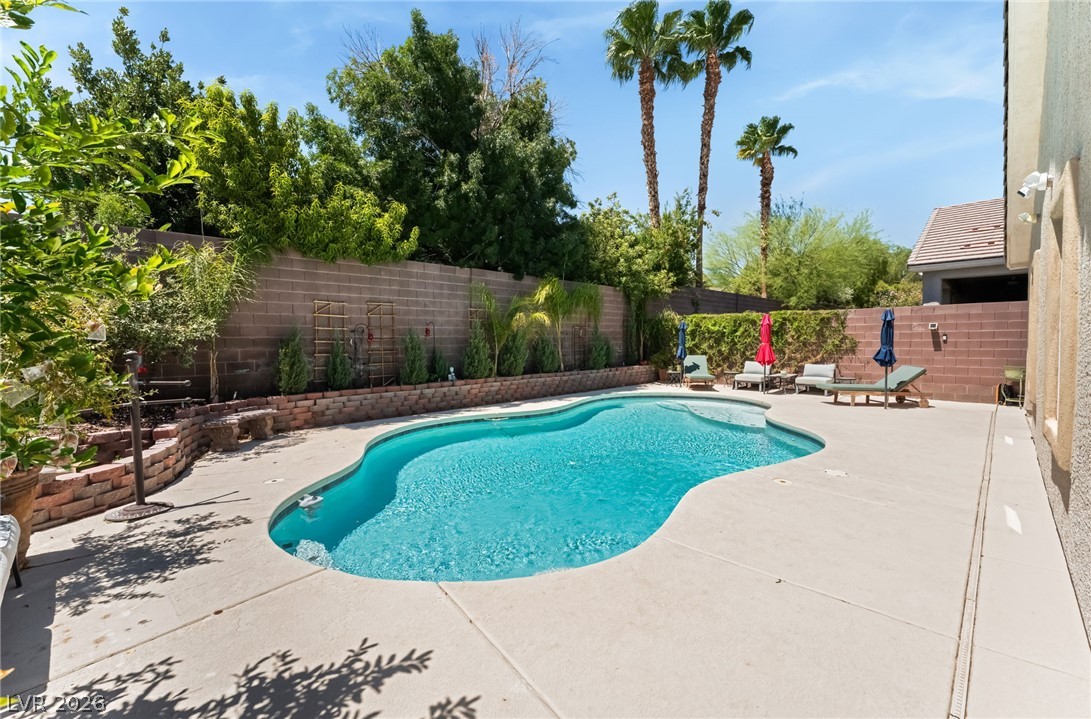 2651 Thornview Street Property Photo 32