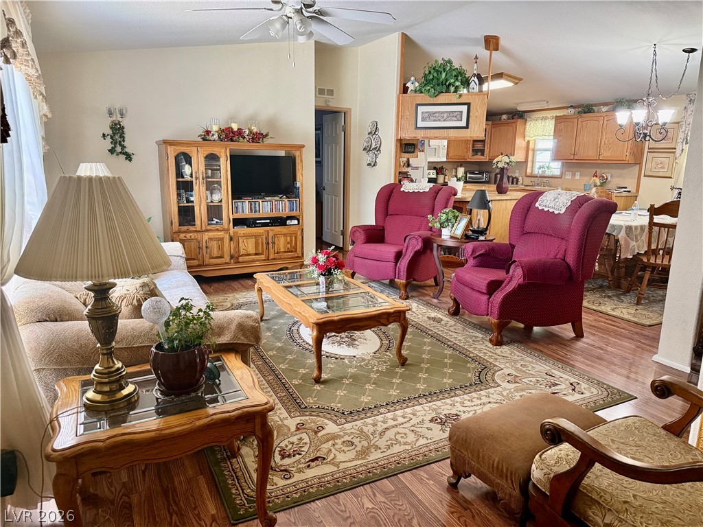 4831 East Comanche Drive Property Photo 8