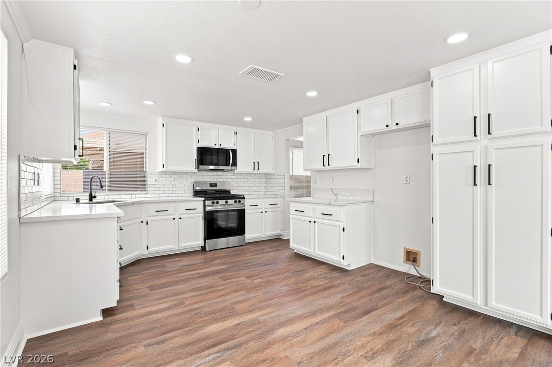 1415 Bent Arrow Drive Property Photo 18